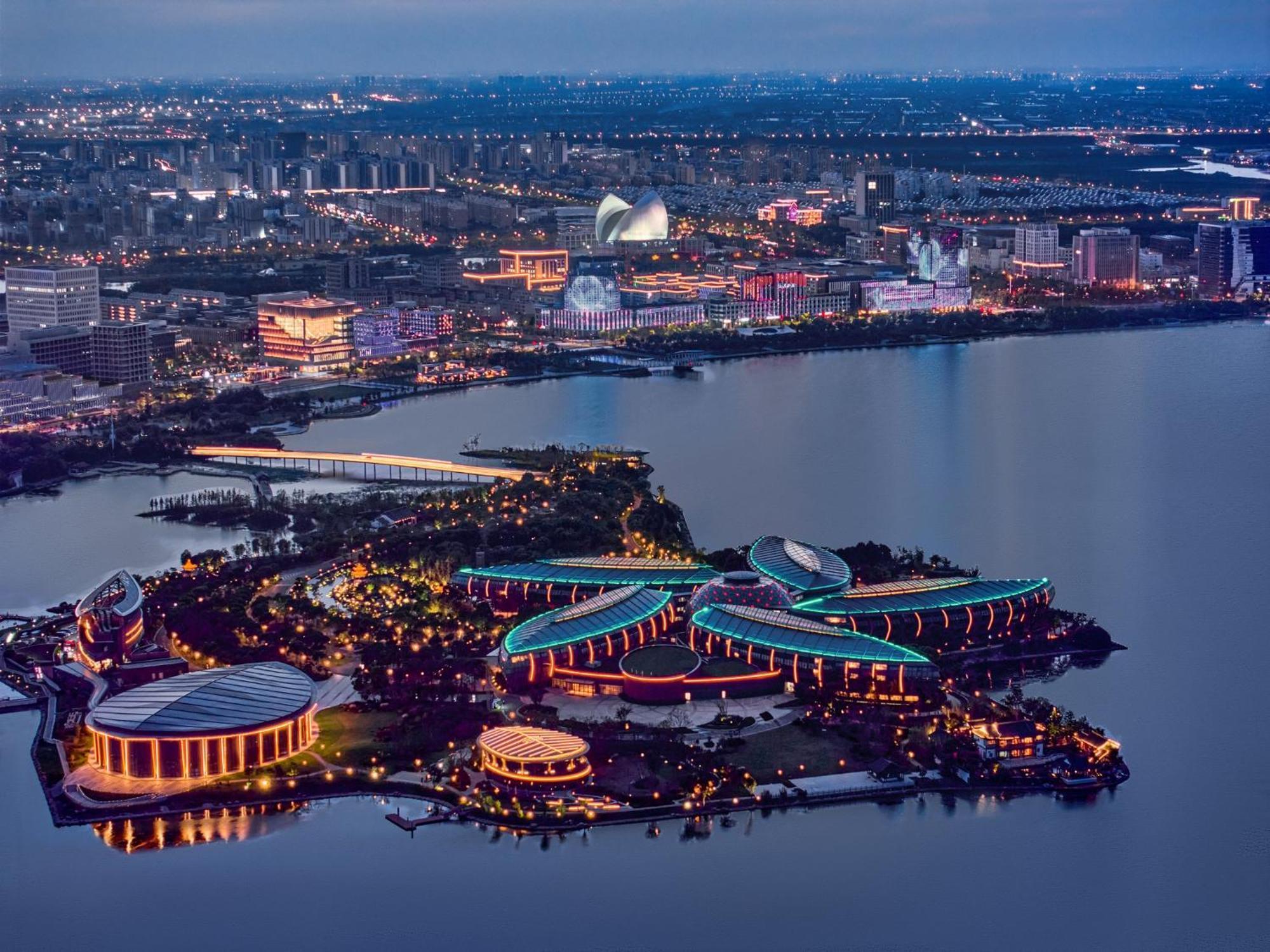 Intercontinental Shanghai Harbour City By Ihg Nanhui Eksteriør bilde